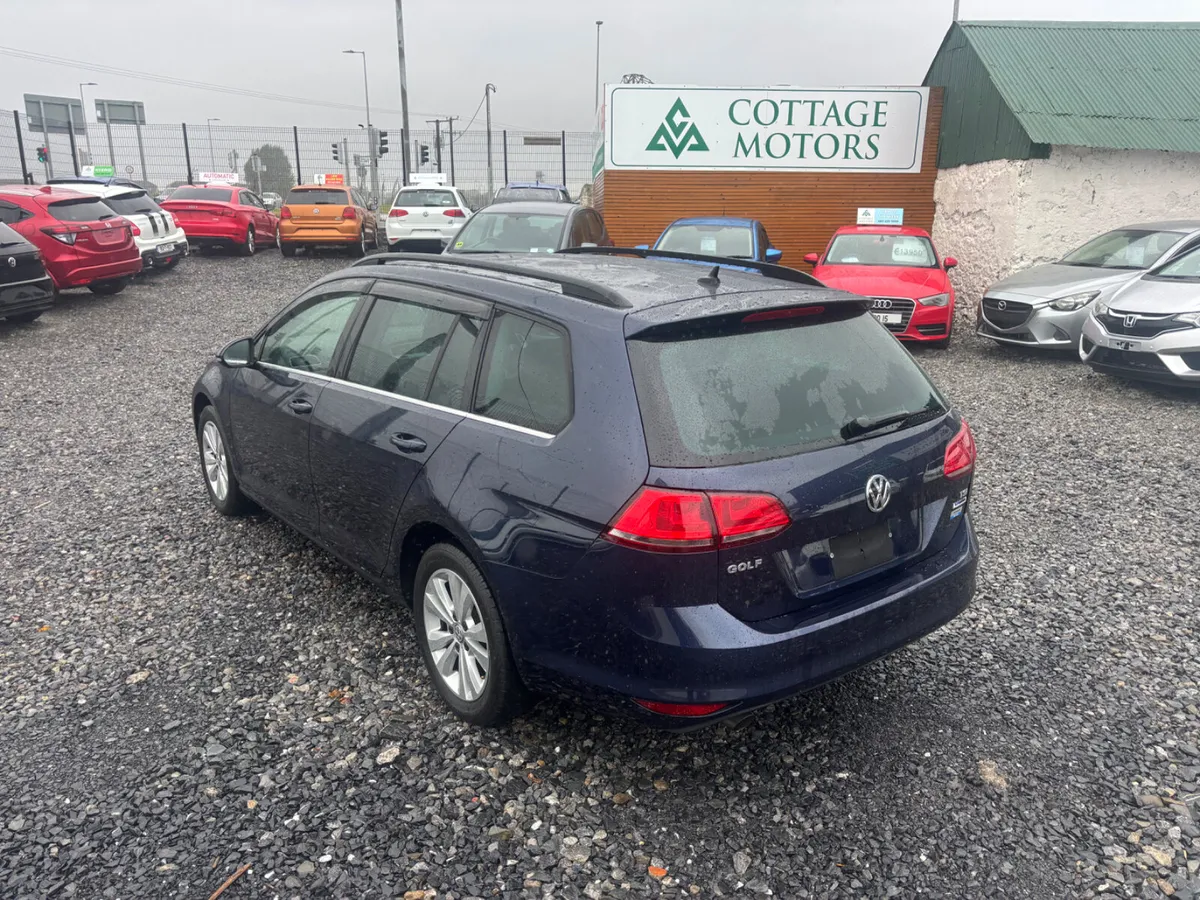 Volkswagen Golf Estate - Image 3