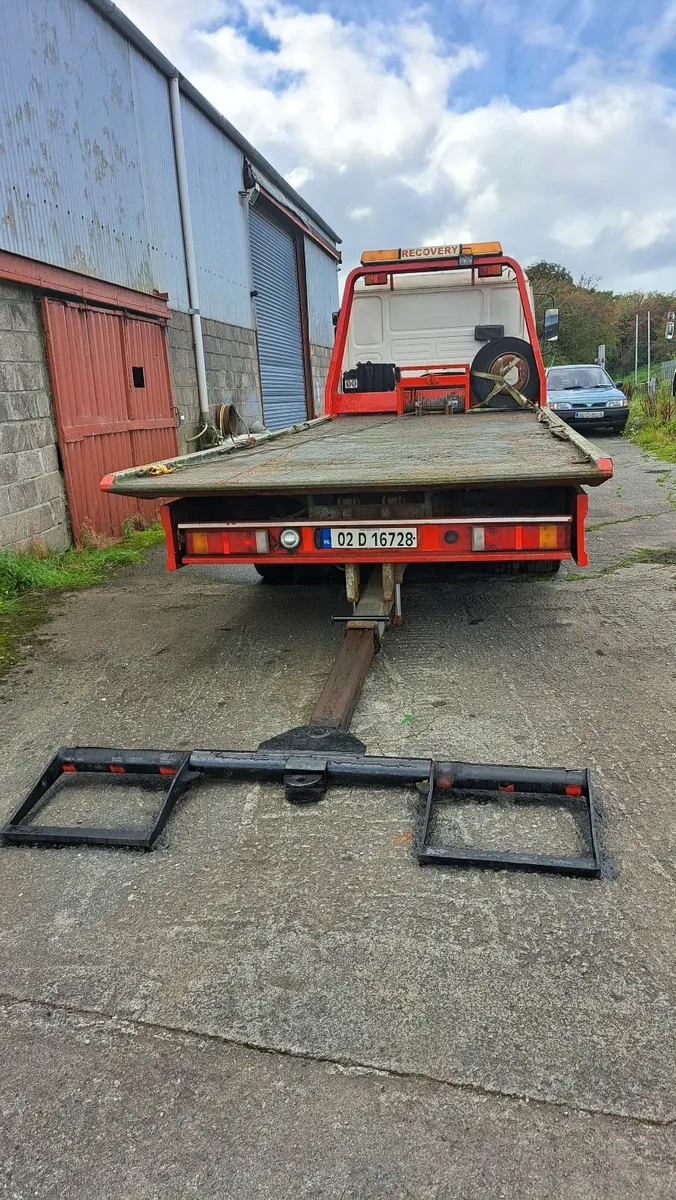 Man Recovery Truck - Image 2
