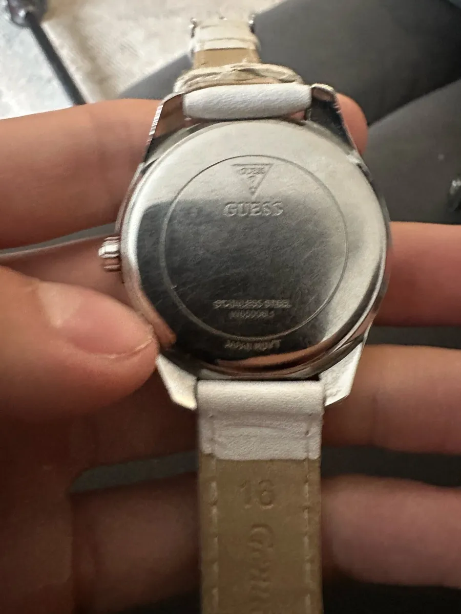 Guess watch - Image 4