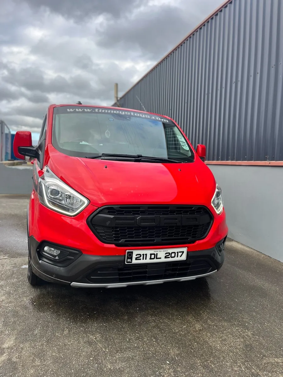 Ford Transit Custom Trail SWB 2021 - (Racing Red) - Image 3