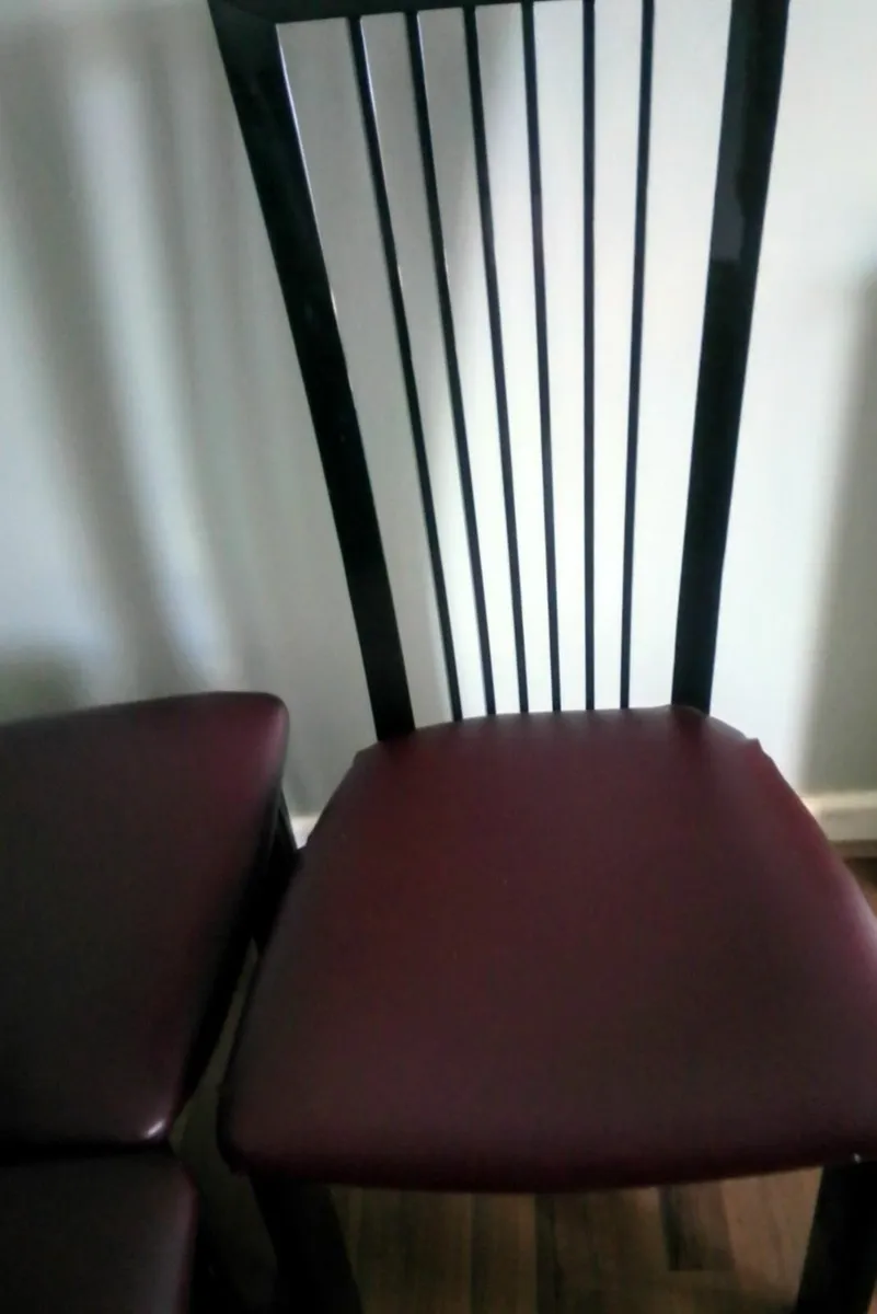 Free chairs - Image 1