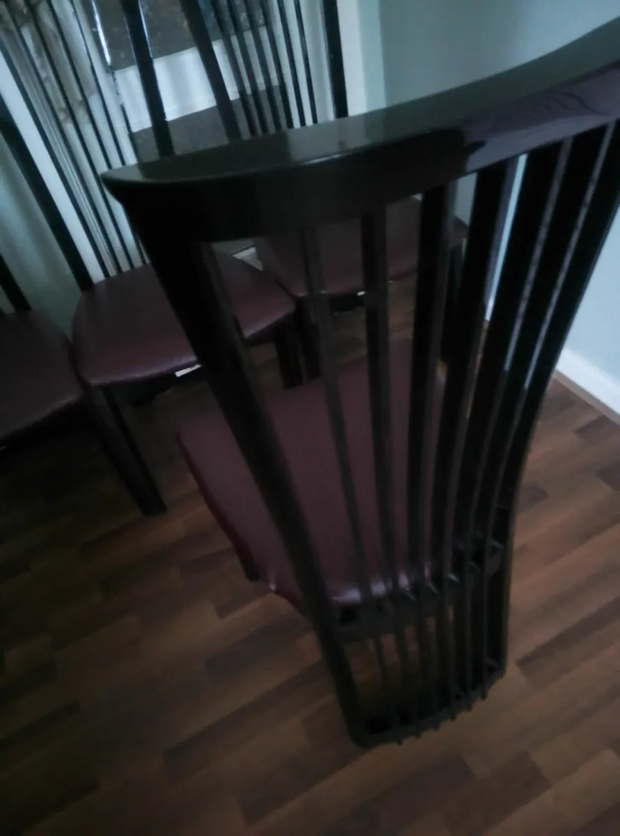 Free chairs - Image 3