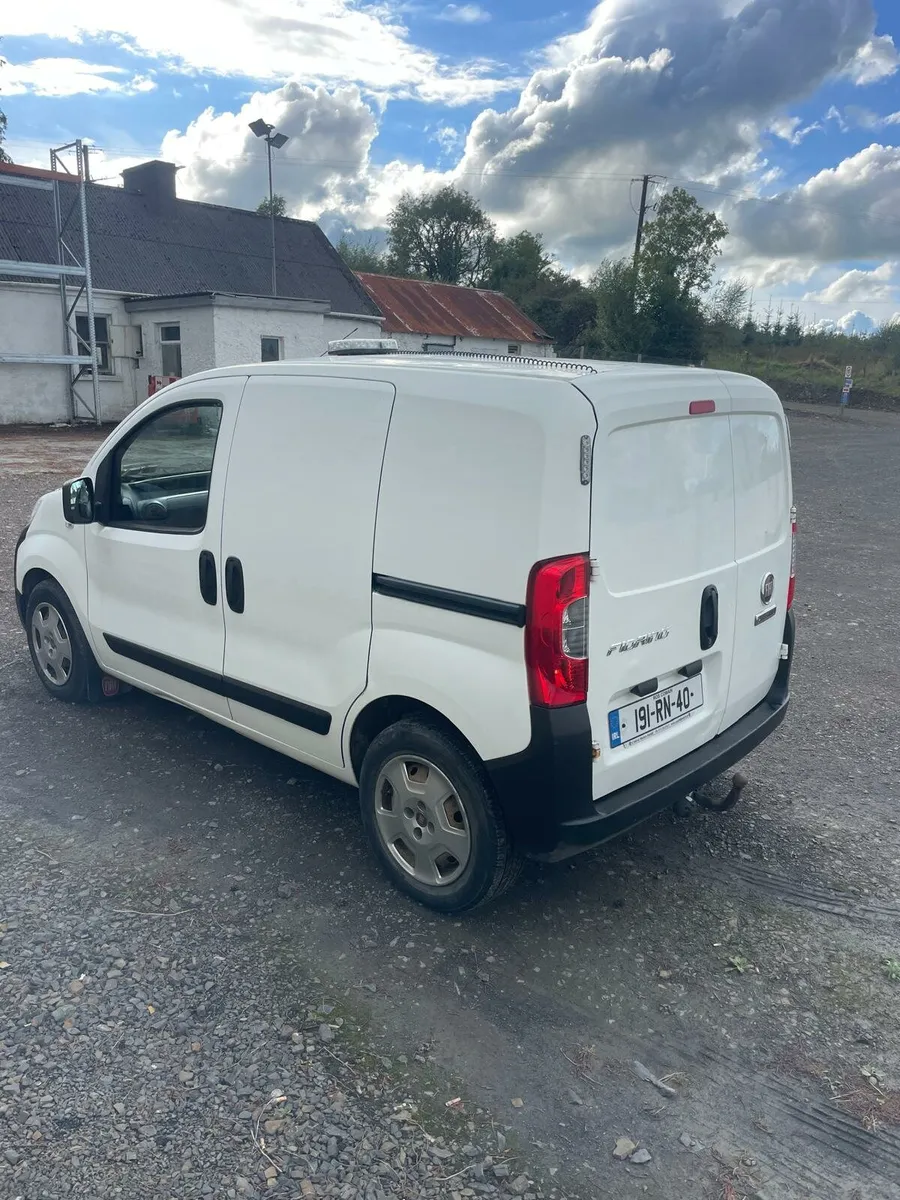 Fiat Fiorino Van - Image 3