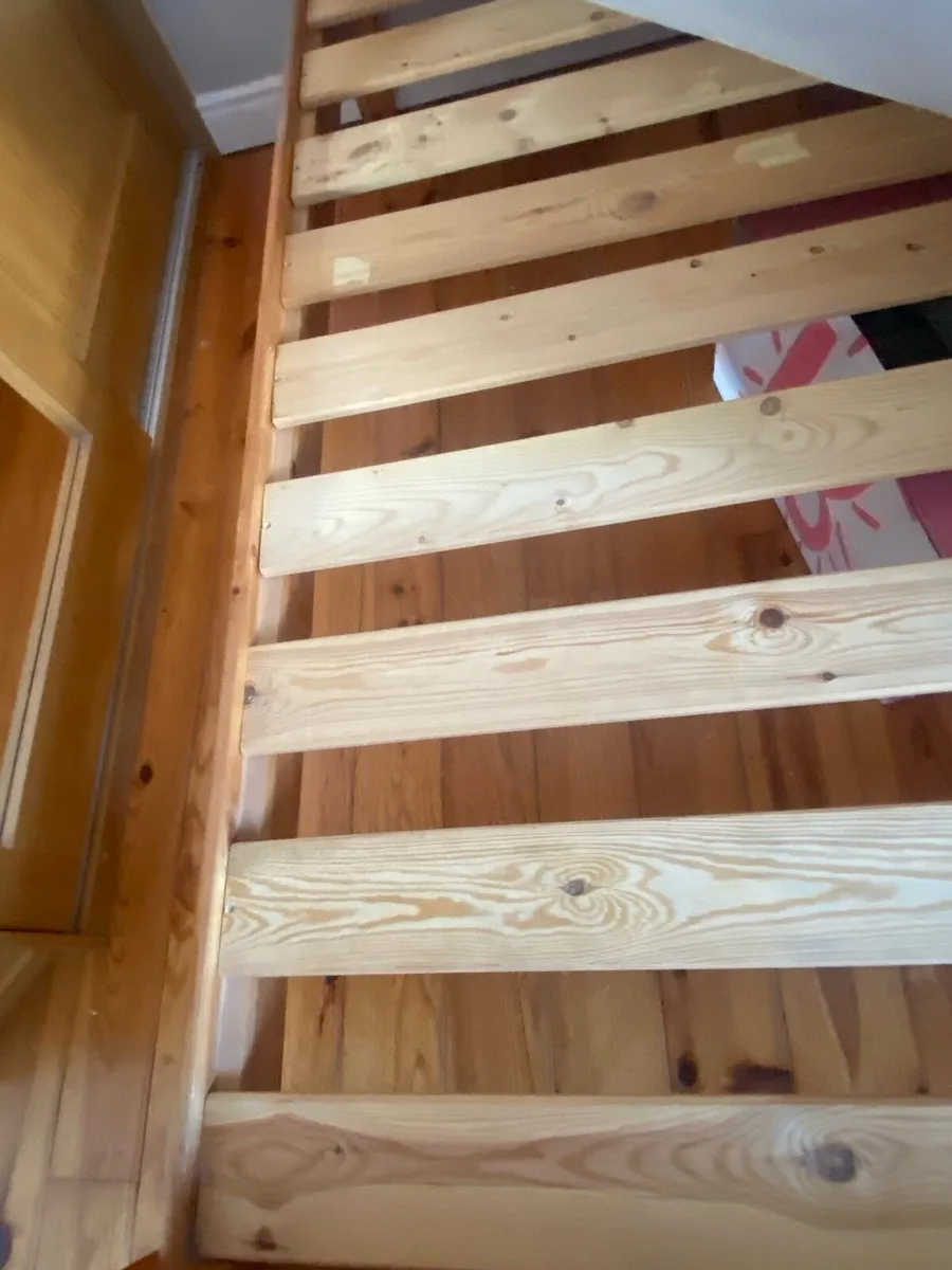 Double bed frame and mattress - Image 3