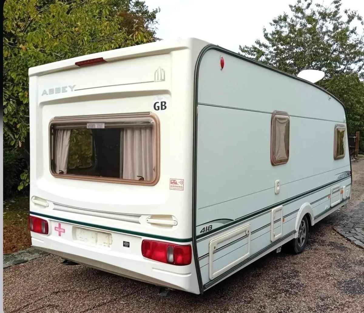 Abbey vogue caravan with fixed bed - Image 2