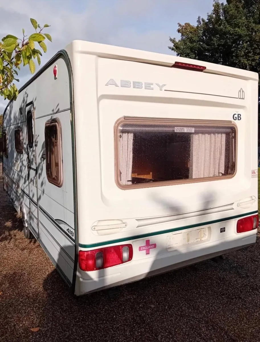 Abbey vogue caravan with fixed bed - Image 4