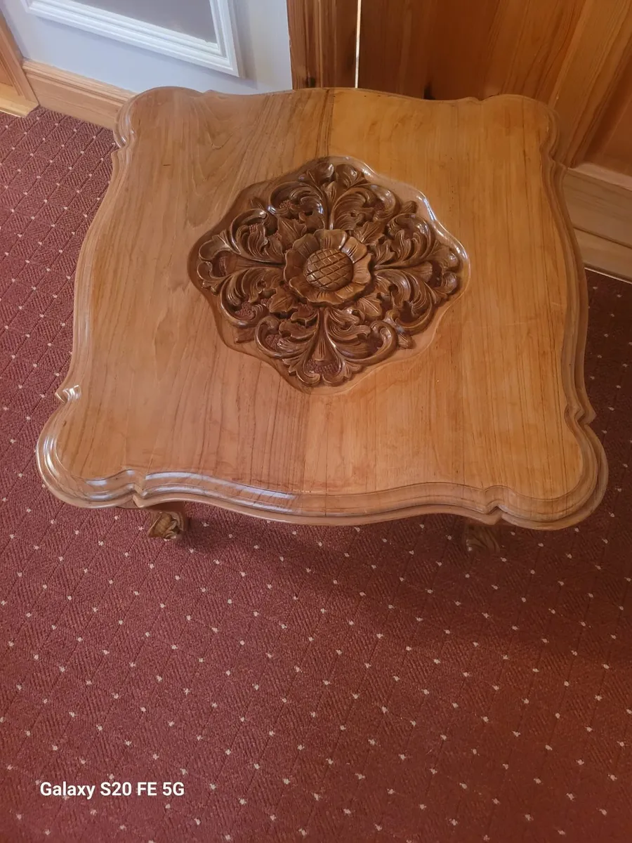 Occasional table - Image 2