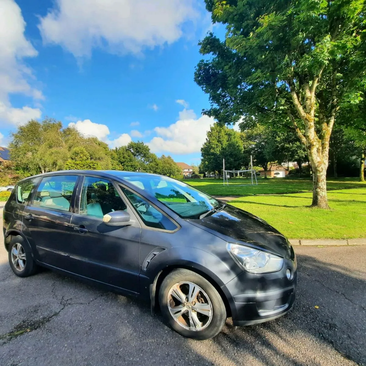 Ford S-Max 2008 **Low mileage** - Image 1