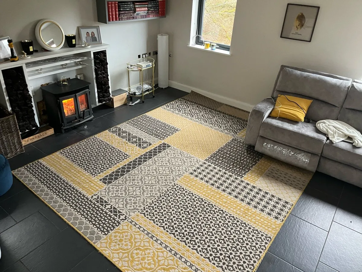 Rug - Image 1