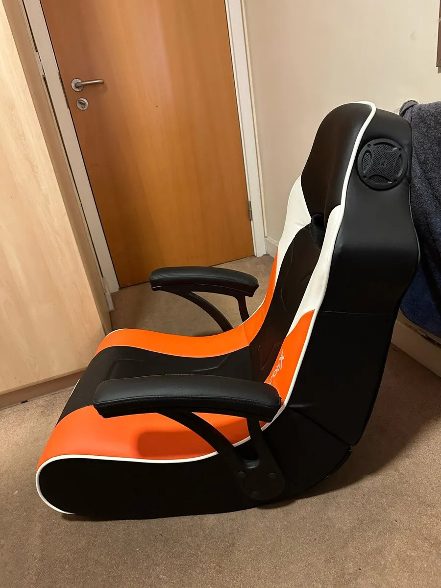 X Rocker 2.1 Audio Gaming Chair with Subwoofer - Image 2