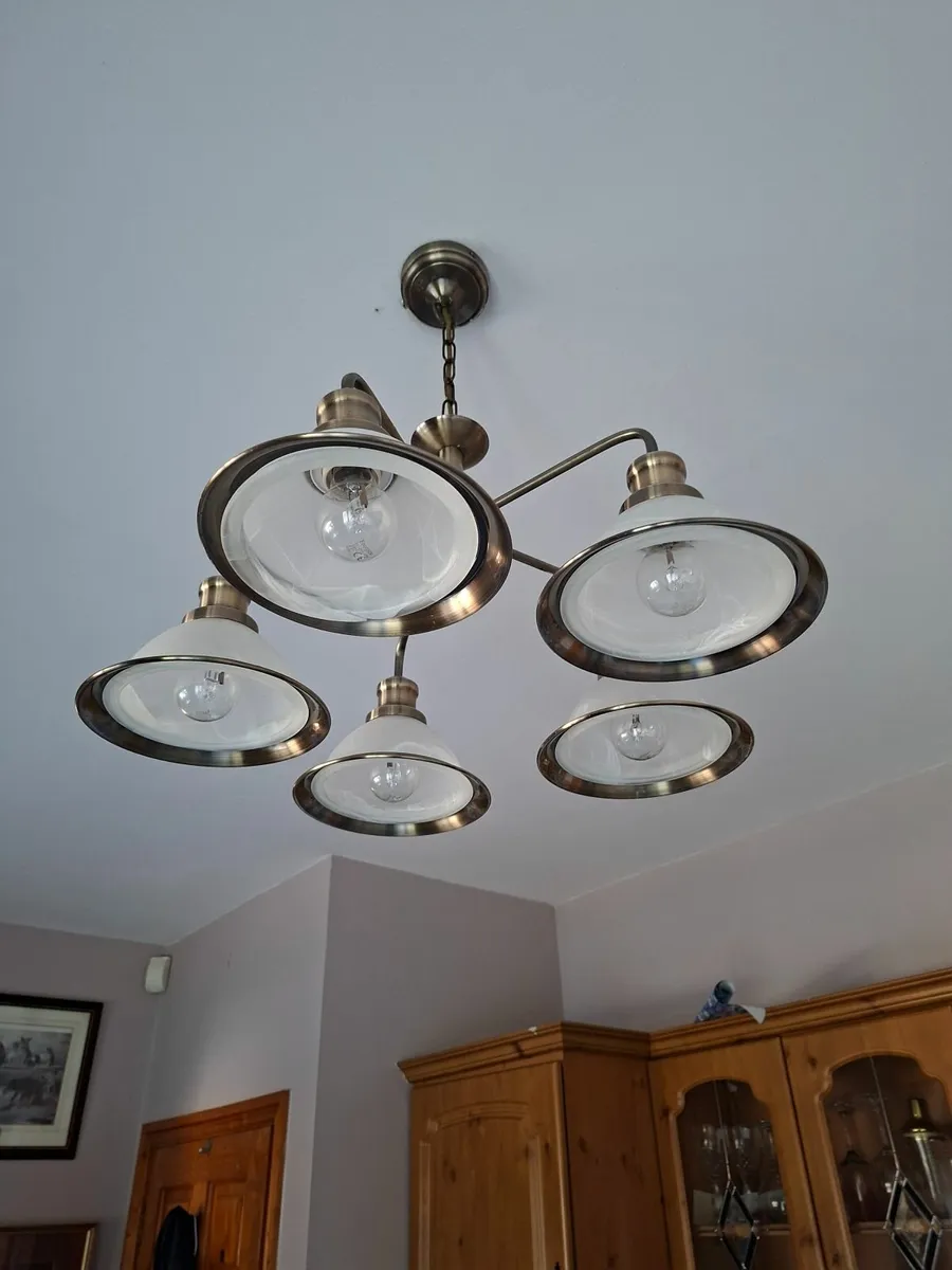 Kitchen light working perfect condition - Image 2