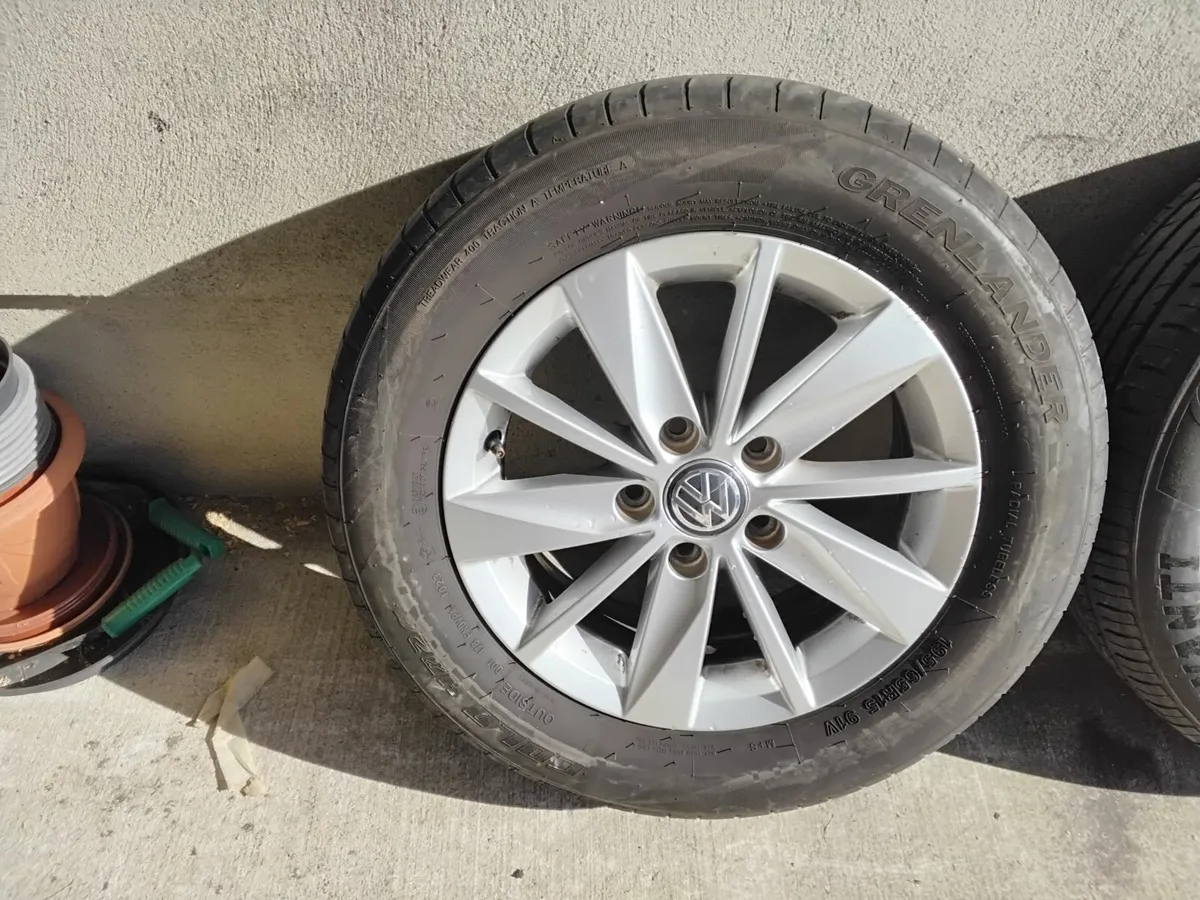 VW Golf Alloys - Image 4