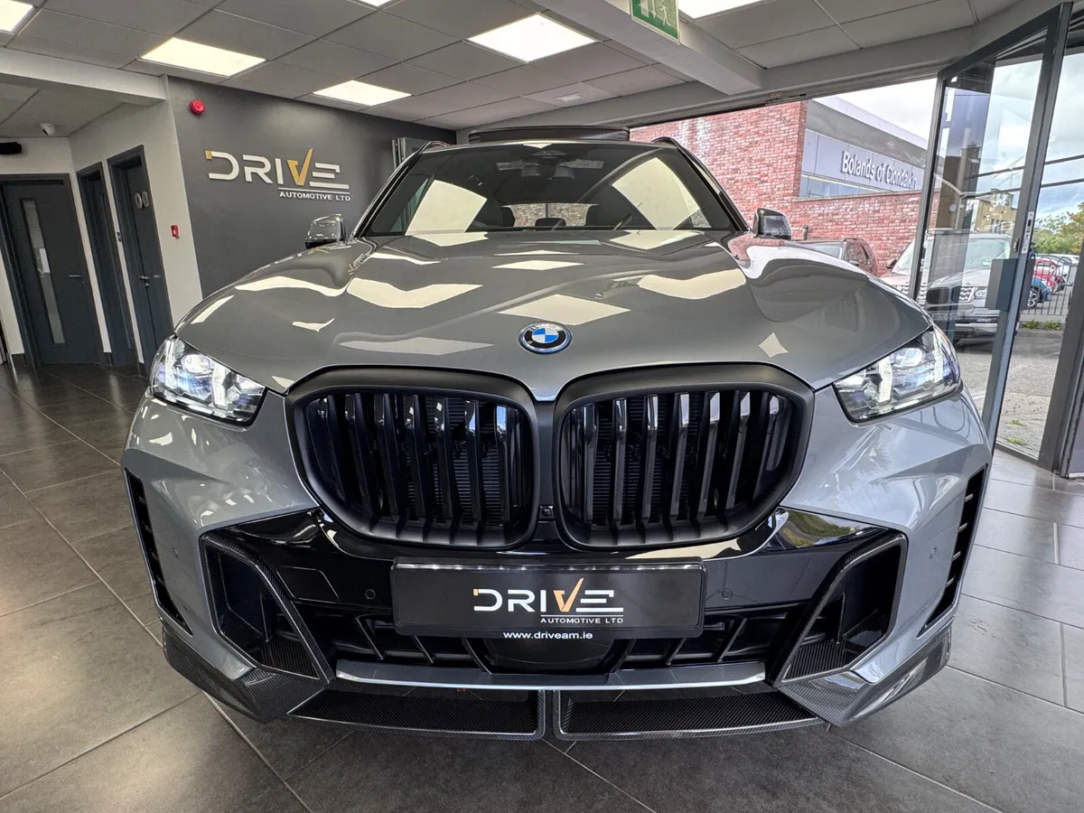 BMW X5 2025 50E  M-SPORT - Image 4