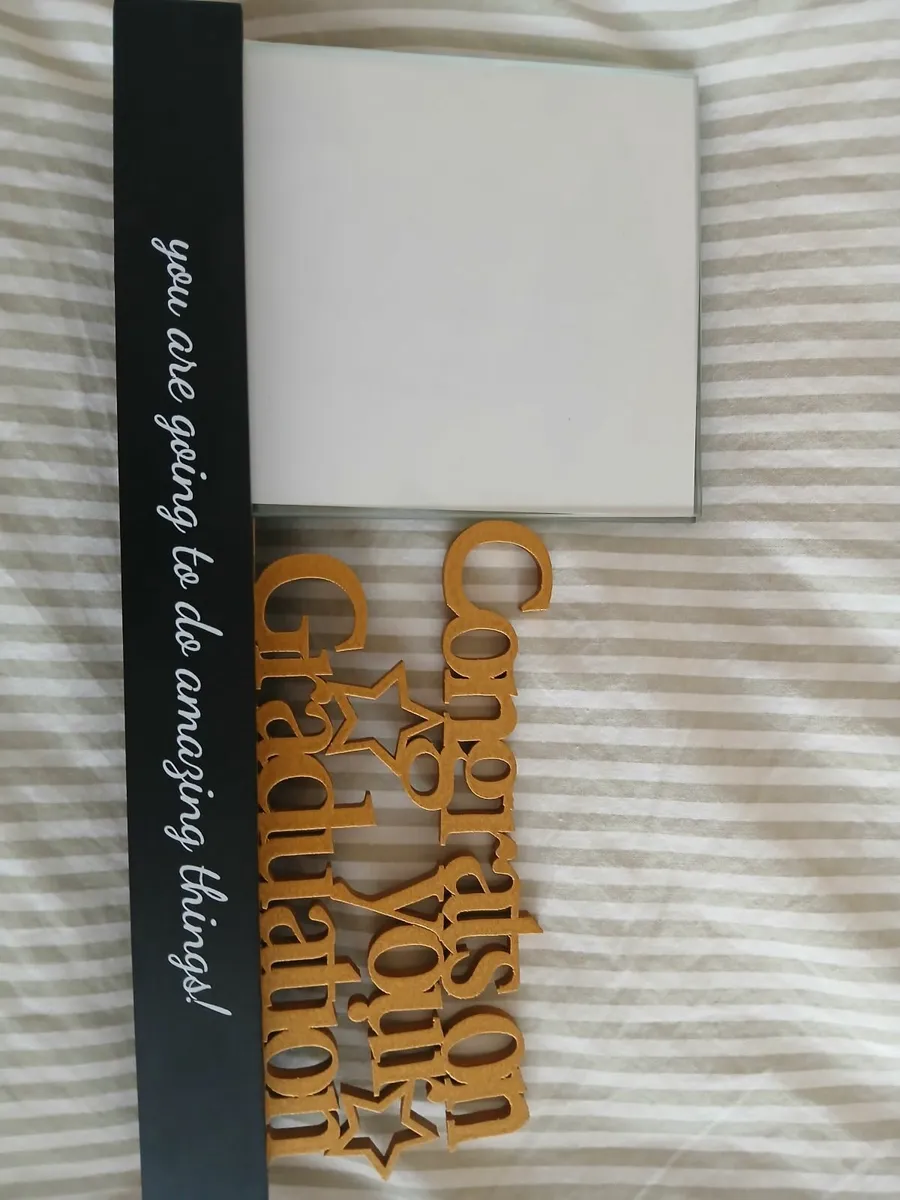 Graduation picture frame