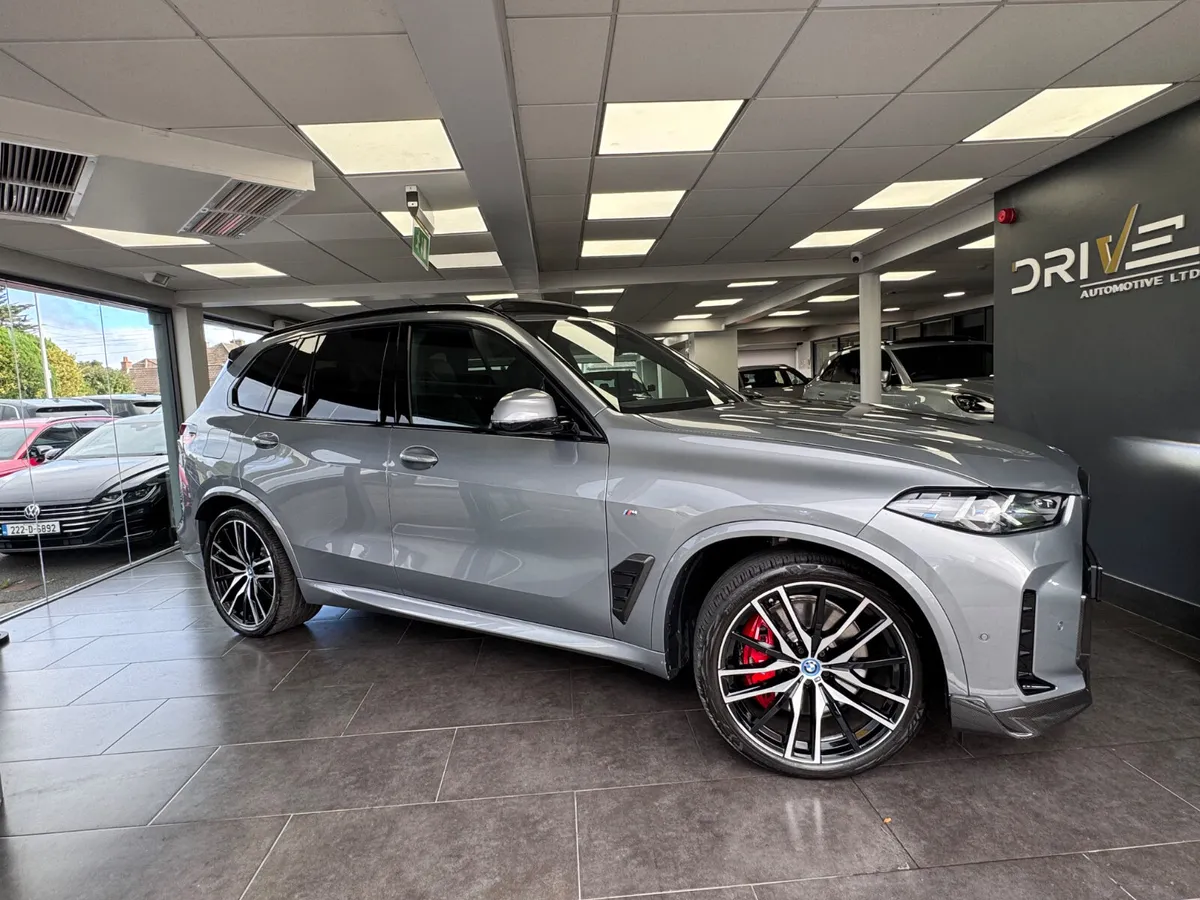 BMW X5 2025 50E  M-SPORT - Image 1