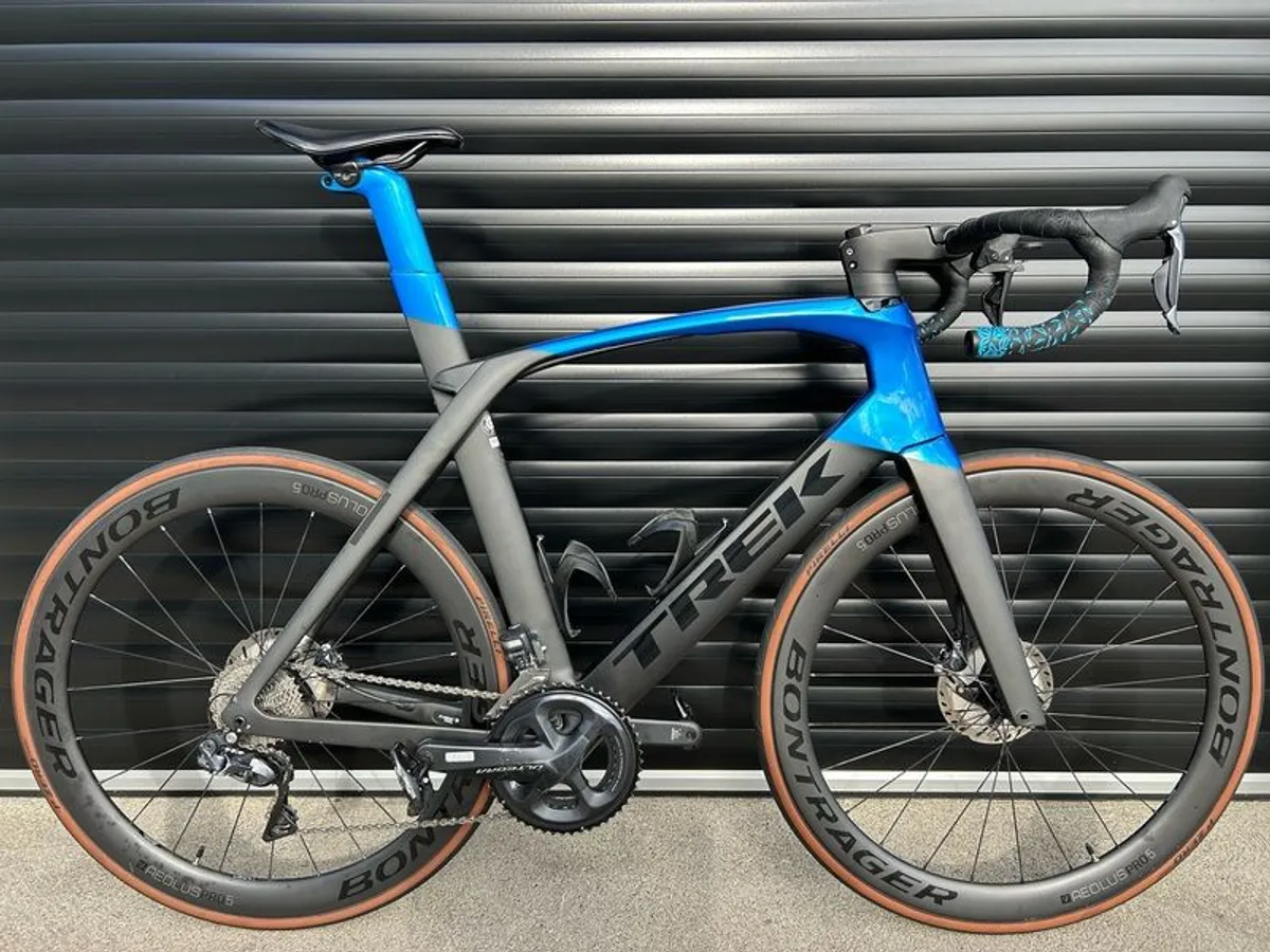 Trek Madone SL 7 - Image 1
