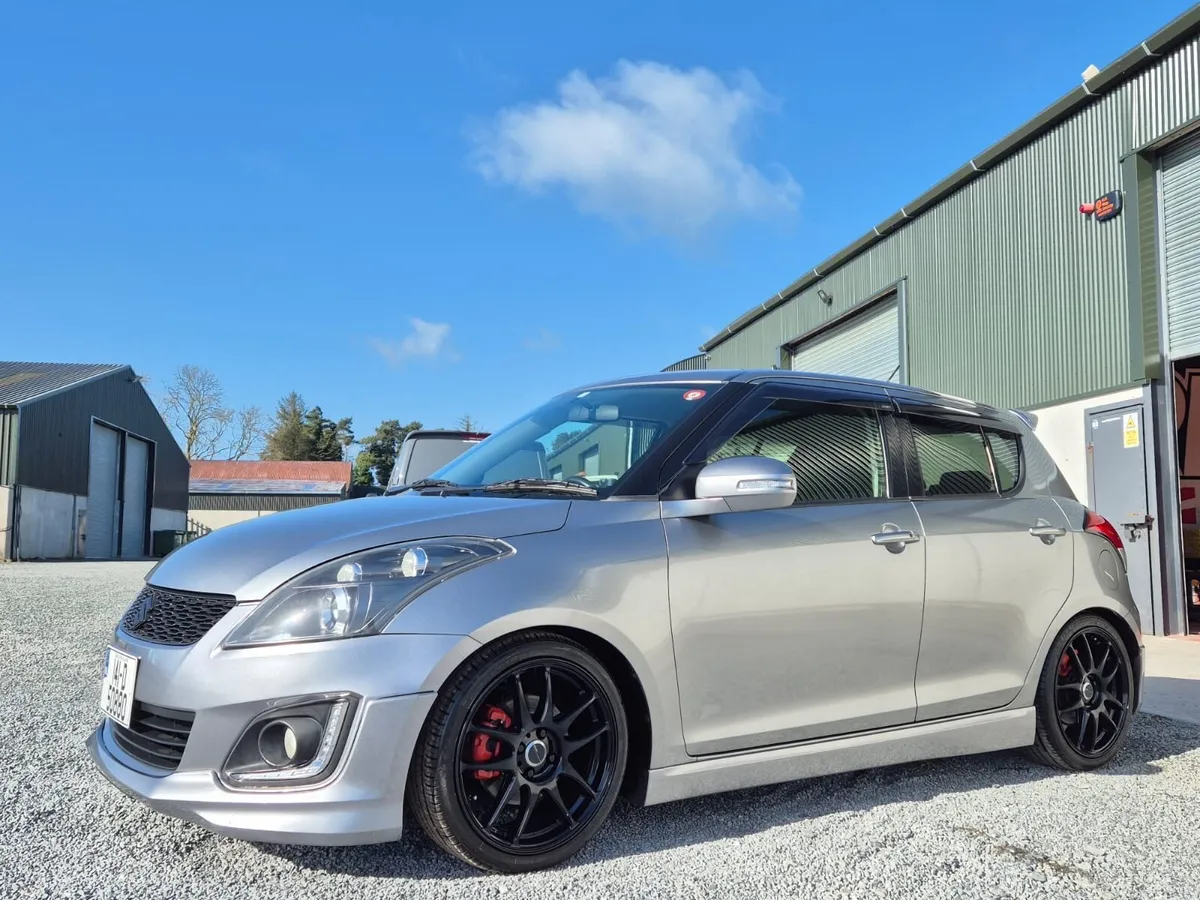Auto- Suzuki Swift Rs - Image 1