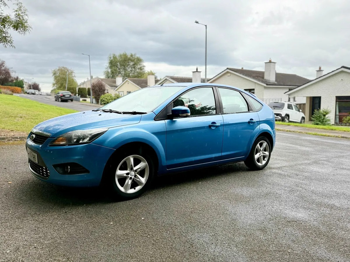 Ford Focus 2010 Automatic Low Miles - Image 1