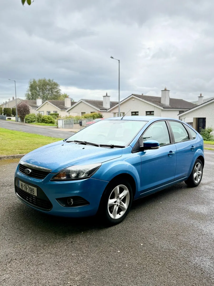 Ford Focus 2010 Automatic Low Miles - Image 4