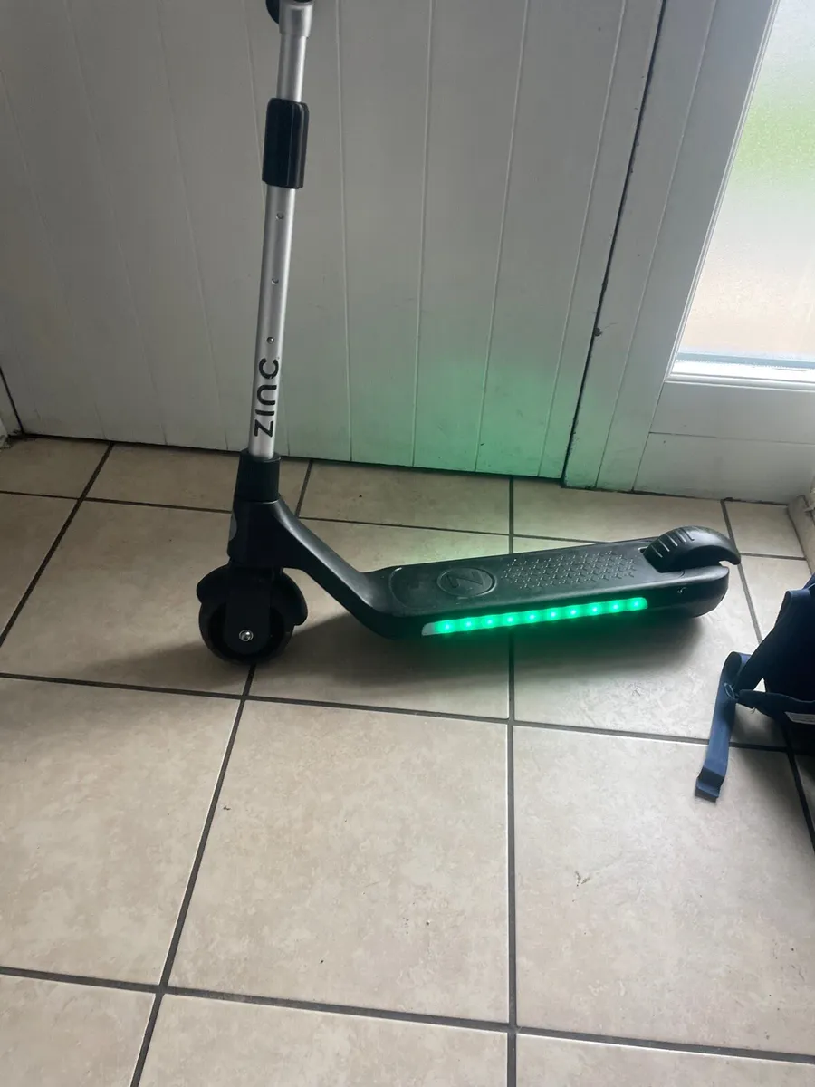 Electric scooter - Image 1