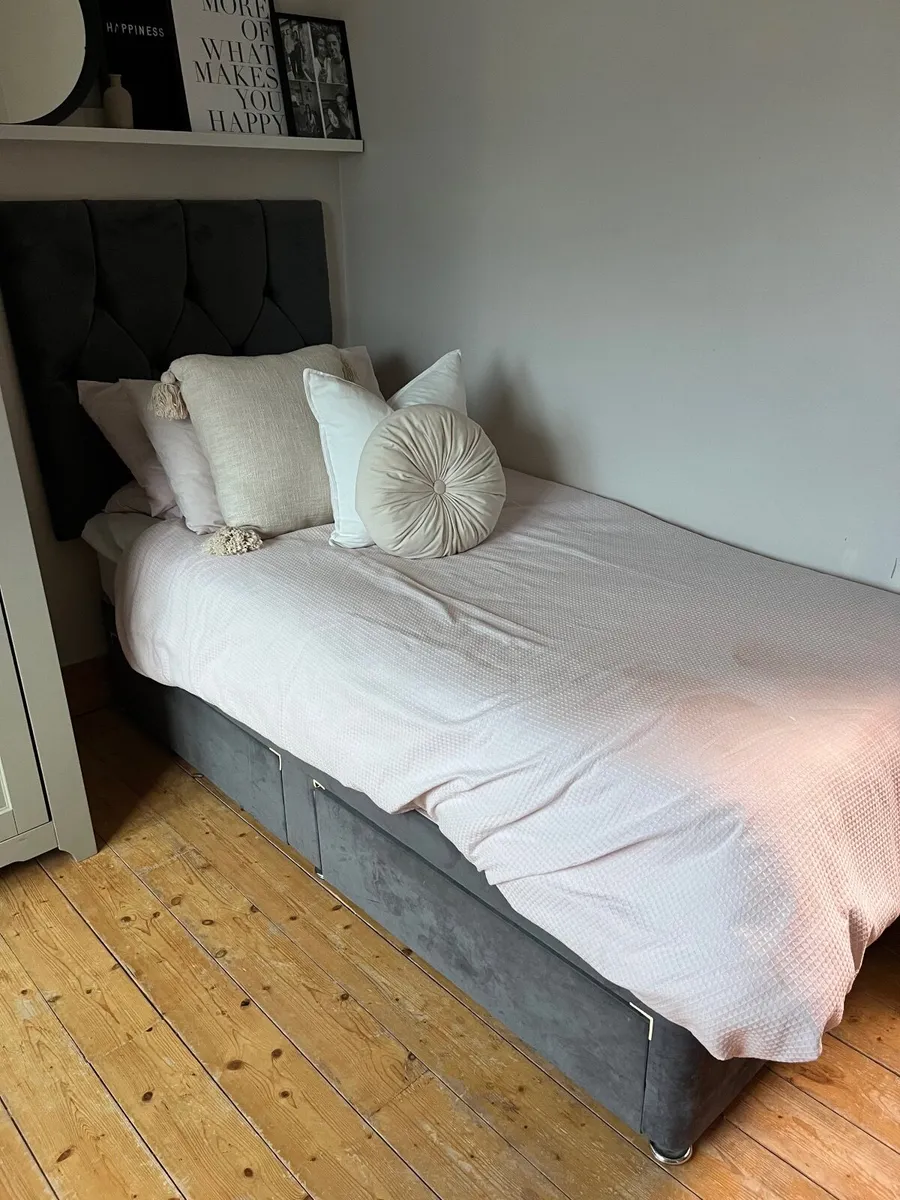 Single Bed - Image 3