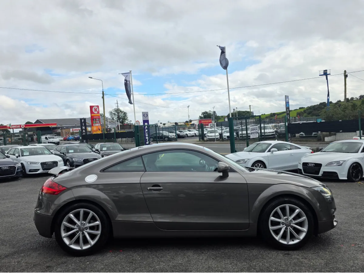 Audi TT 1.8 TFSI  AUTOMATIC ALLOYS STUNNING CARS S - Image 4
