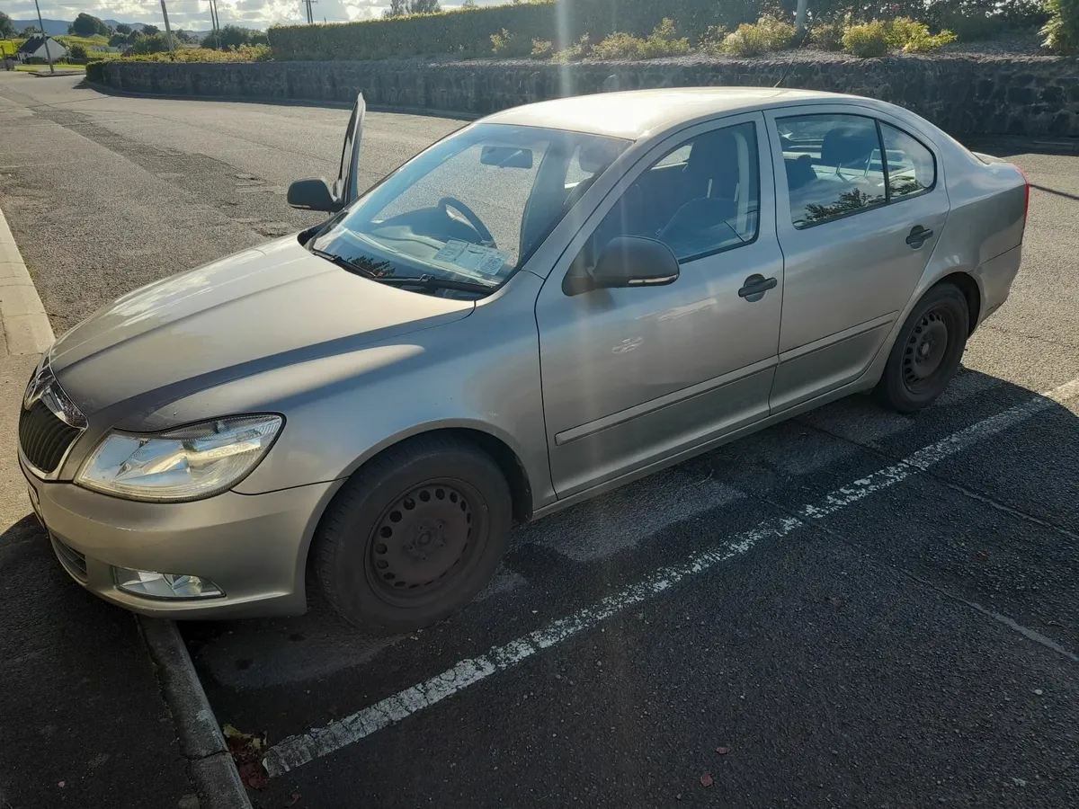 Skoda Octavia 2012 - Image 1