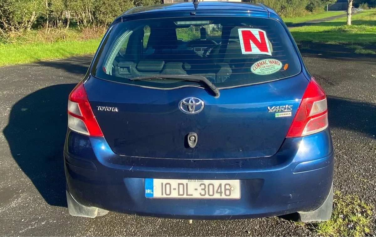 Toyota Yaris - Image 2