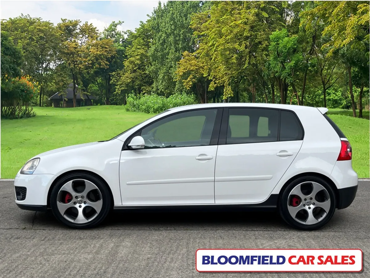 Volkswagen Golf 2.0 GTI // LOW MILEAGE , WHITE - Image 4