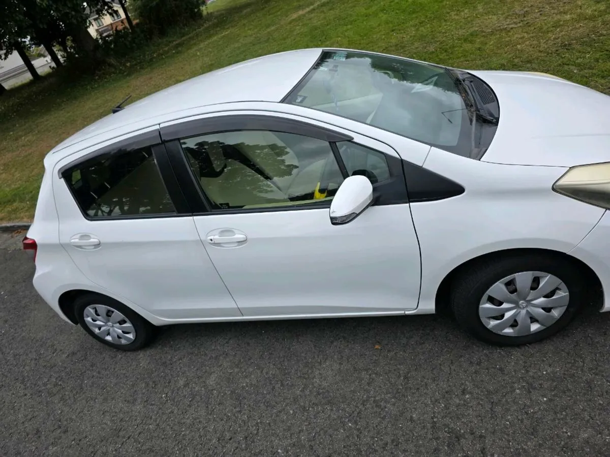 Toyota Vitz Automatic - Image 4