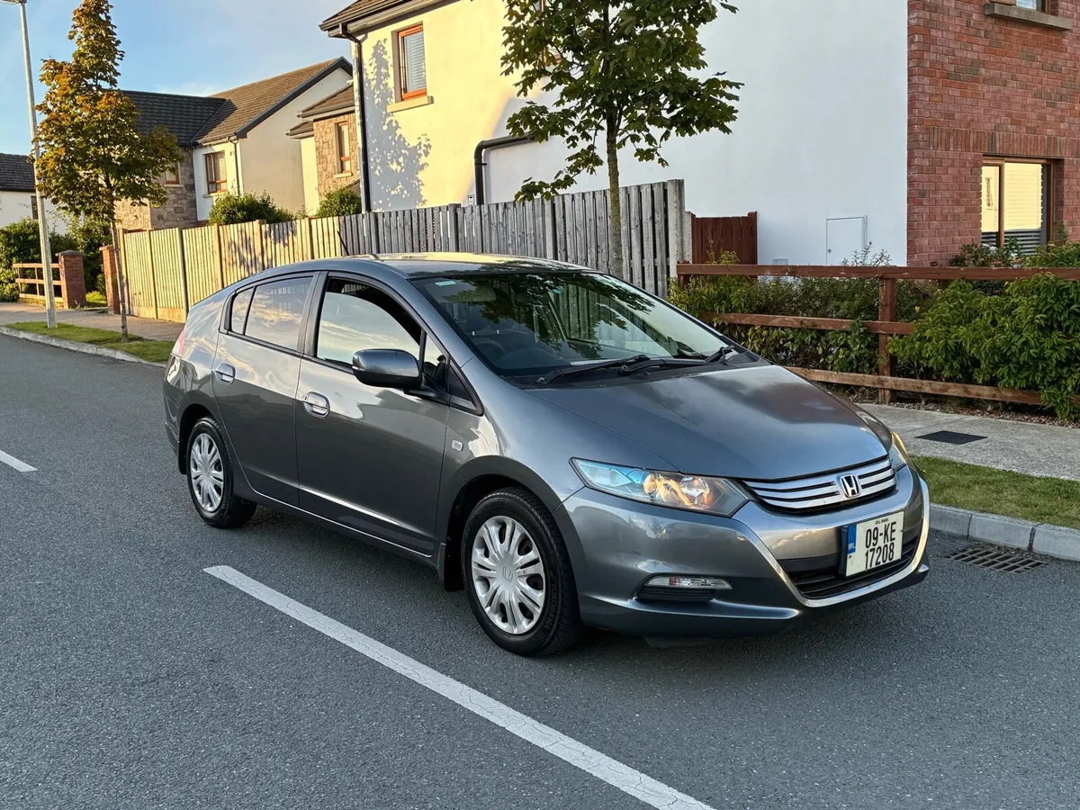 09 Automatic Honda insight 1.3petrol-hybrid - Image 4