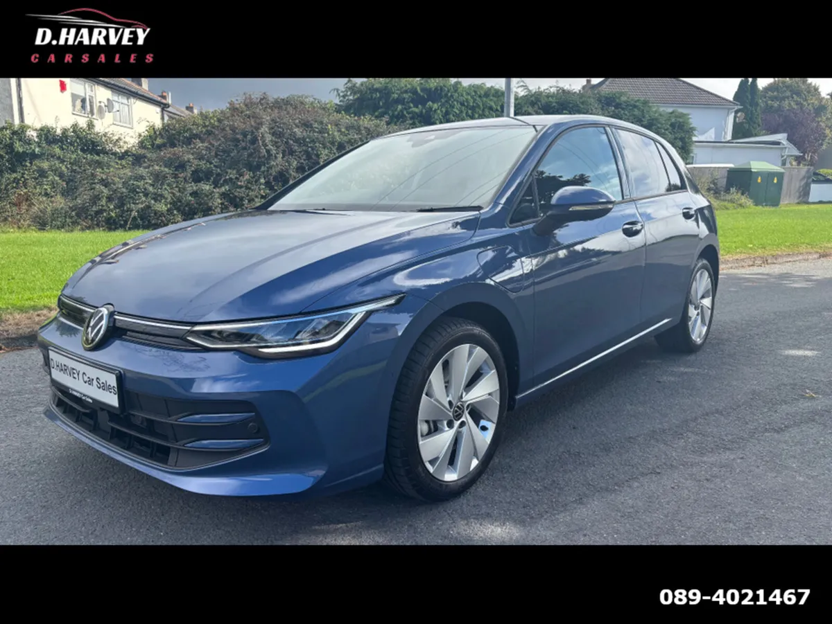Volkswagen Golf 1.5Tsi PHEV 75 EDT**Delivery Milea - Image 4