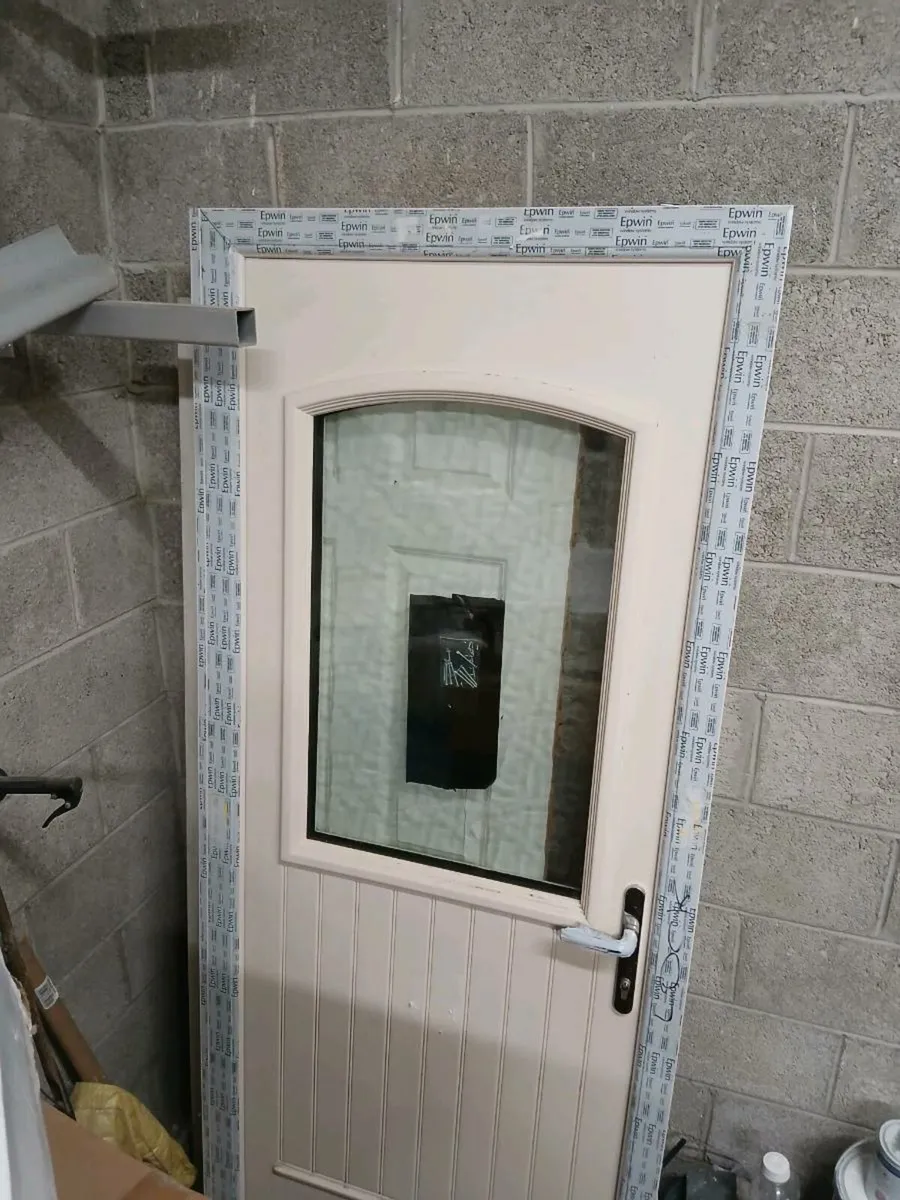Cream composite door - Image 2