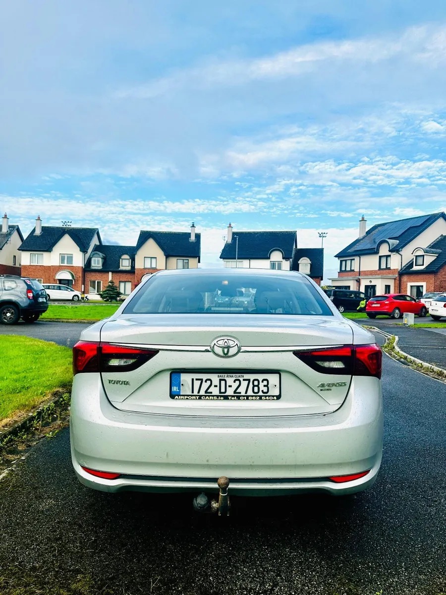 Toyota Avensis 2017 1.6 Manual - Image 4