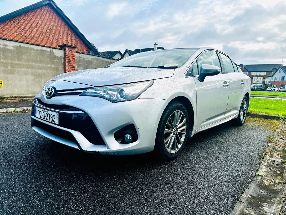 Toyota Avensis 2017 1.6 Manual - Image 2