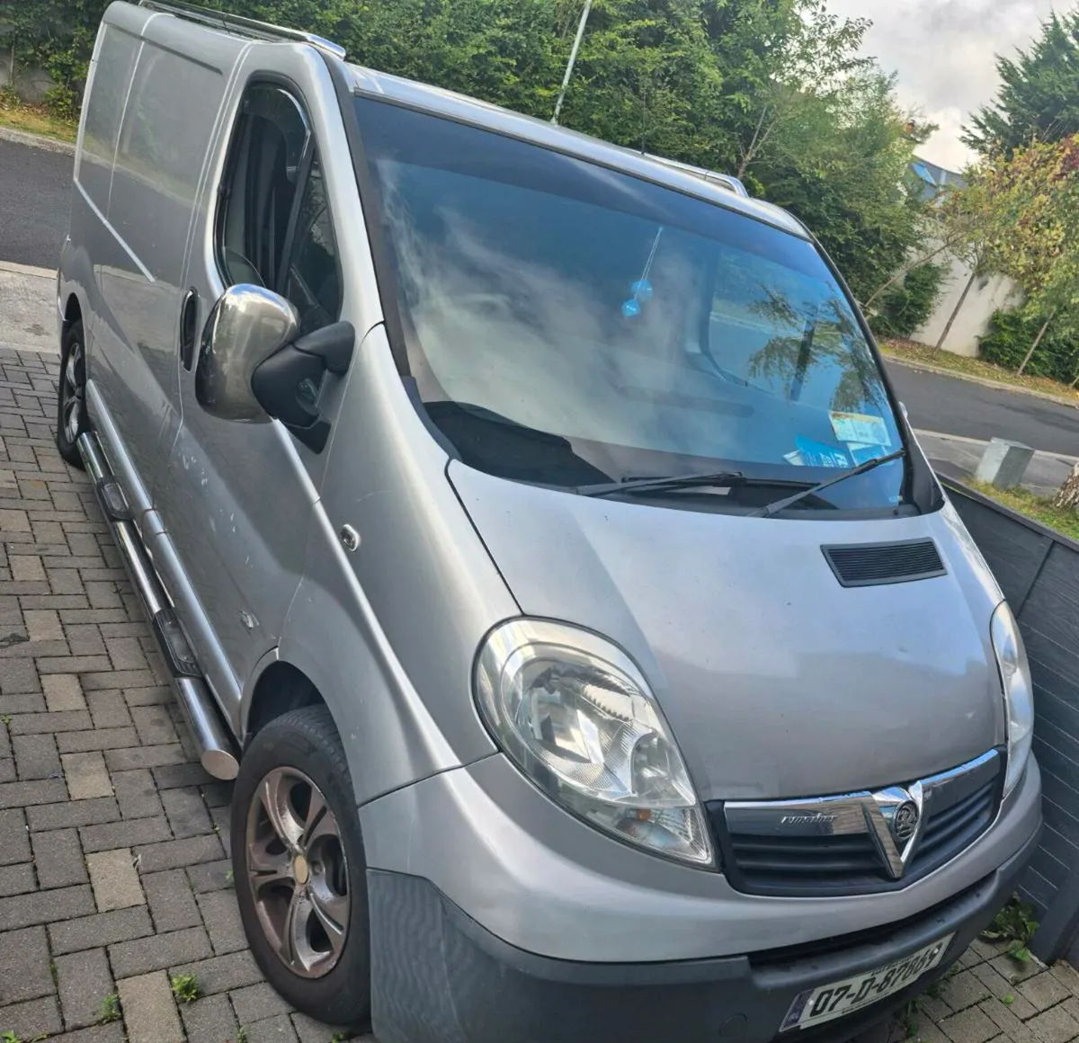 07 OPEL VIVARO SPORT VAN 2 L DIESEL MANUAL 6 SPEED - Image 1