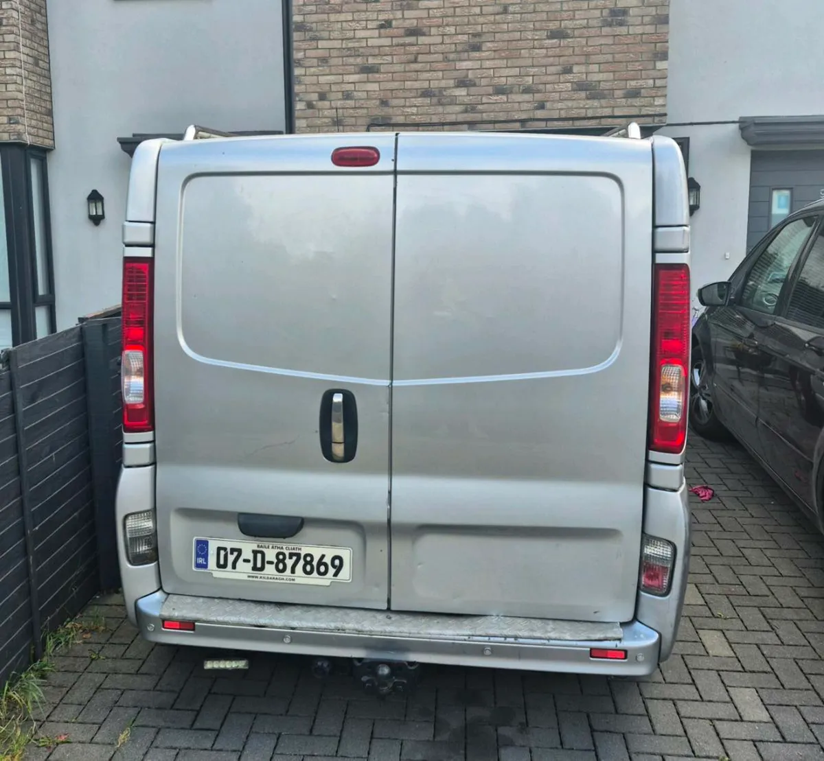 07 OPEL VIVARO SPORT VAN 2 L DIESEL MANUAL 6 SPEED - Image 4