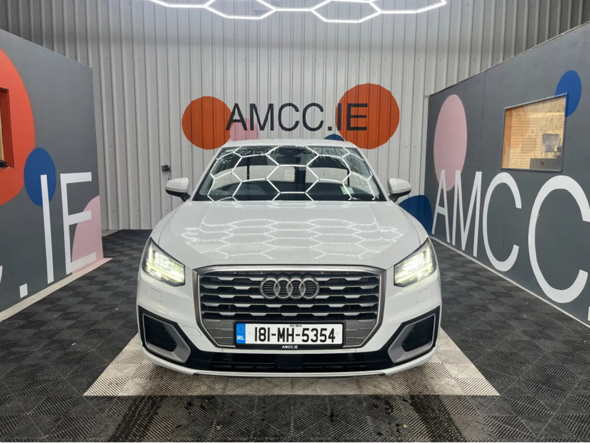 Audi Q2 1.0 TFSI SPORT / 20k Kms / HEATED SEATS , - Image 2