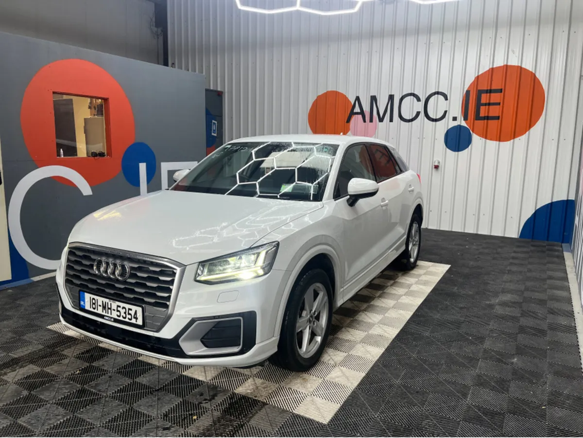 Audi Q2 1.0 TFSI SPORT / 20k Kms / HEATED SEATS , - Image 3