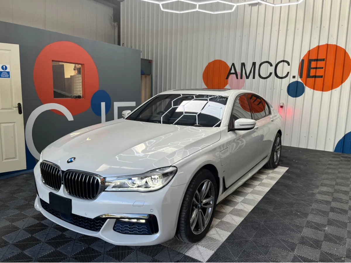 BMW 7-Series 740E M-SPORT / 79k KMs / HEATED & COO - Image 3