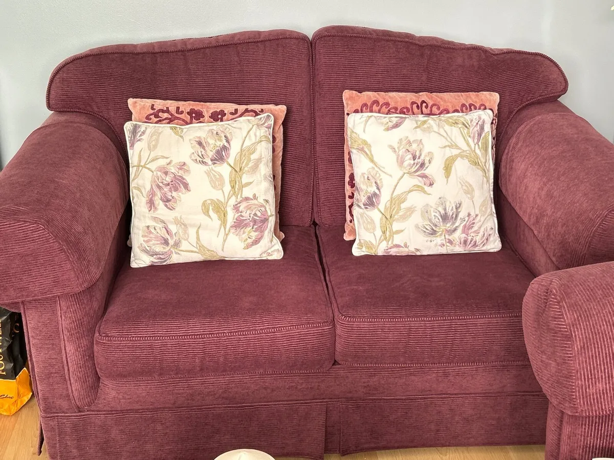 Couch 2/3 seater