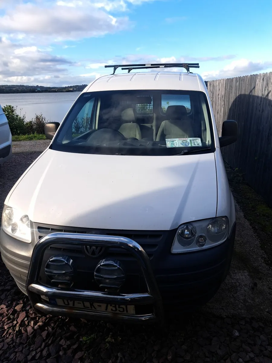 Volkswagen Caddy 2007 - Image 2