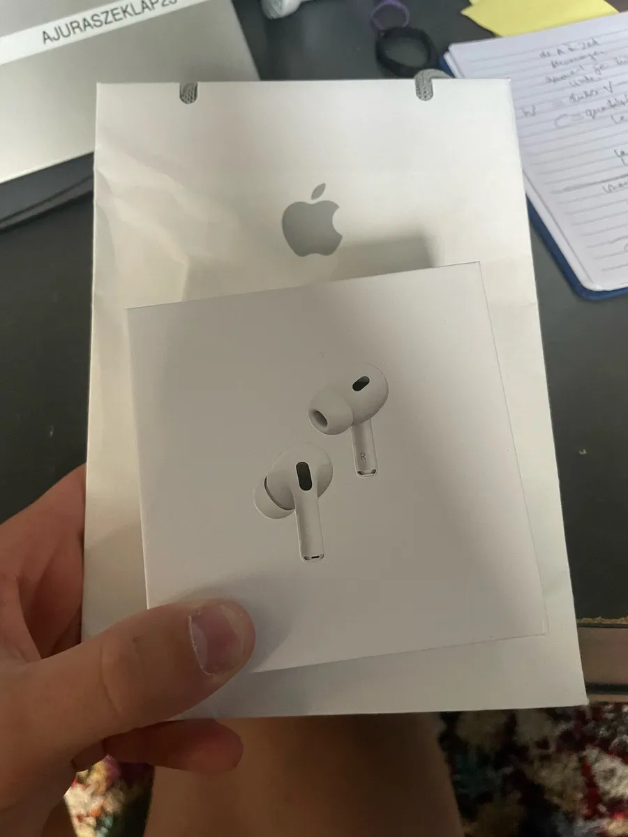 AirPods Pro - Image 1