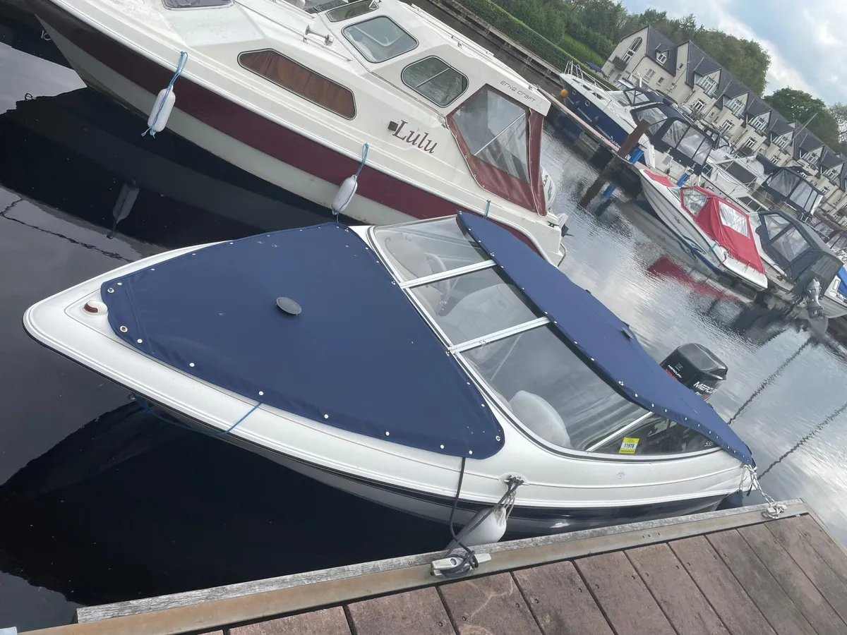 Very smart power boat - Image 3