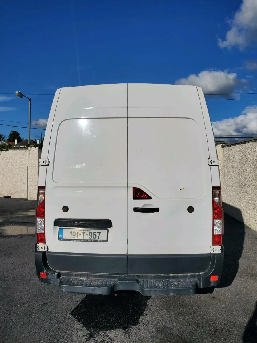 2019 renault master 3500 145 rwd xlwb - Image 4