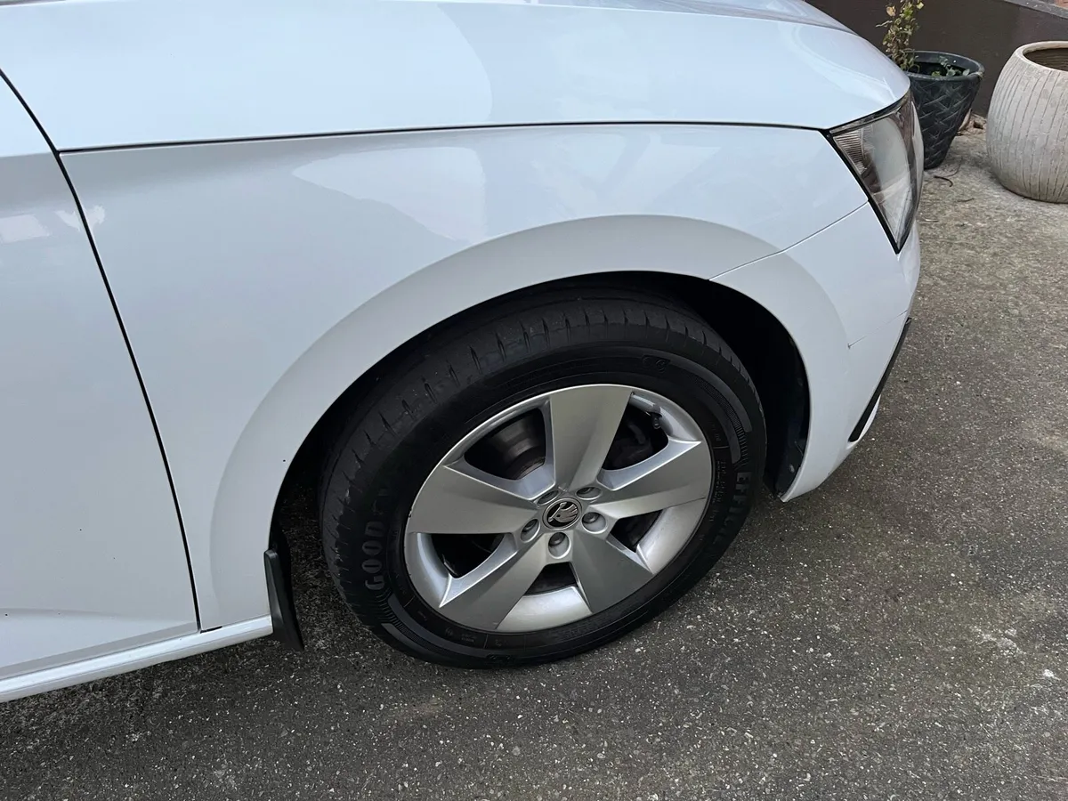 Skoda Scala 221 - Low Mileage - Image 4