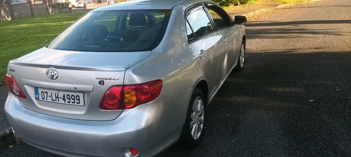 Toyta corolla - Image 4