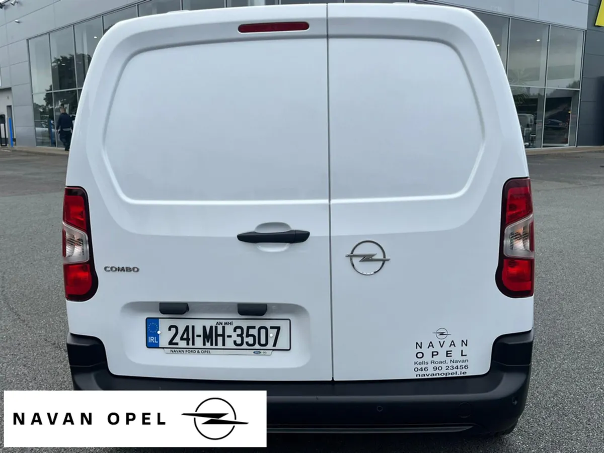 Opel Combo Komfort SWB 1.5 TD 100Ps - Image 2
