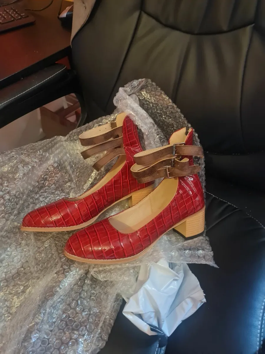 Red Shoes