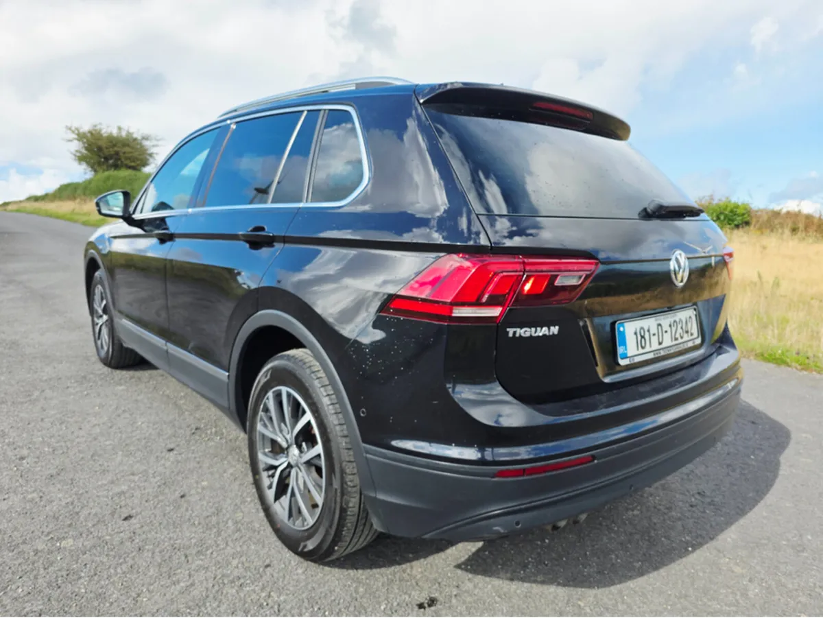 Volkswagen Tiguan CL 2.0 TDI 115HP MANUAL 6SPEED F - Image 2